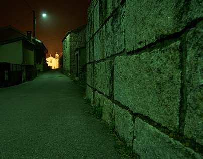 Новая бюджетная RTX 5050 оказалась быстрее старой бюджетной RX 580 в 2-3 раза